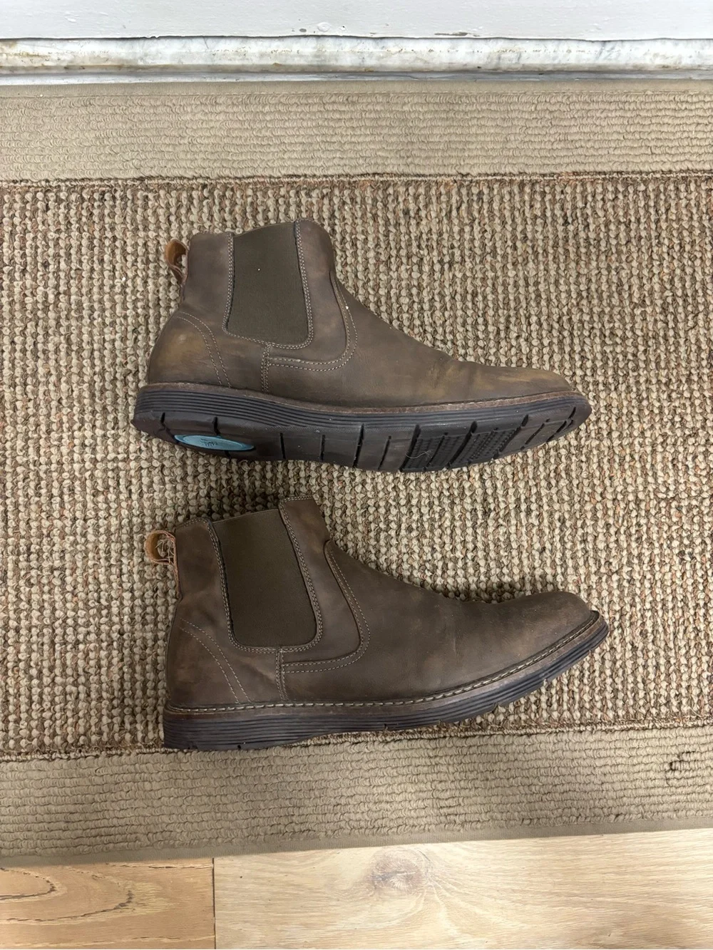 Men's Brown Leather Chelsea Boots Dockers